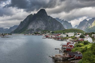 Reine köyünün manzarası, Lofoten adaları, Norveç