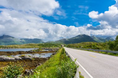 Norveç, Lofoten Adaları 'nın manzarası