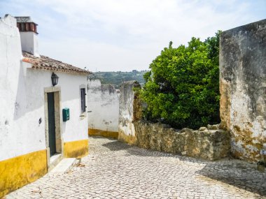 Rahat Obidos, Portekiz sokaklarında