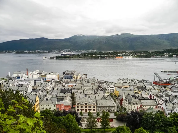 Hermosa Vista Aérea Del Paisaje Urbano Alesund Noruega — Foto de Stock