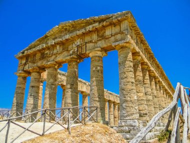 Antik Yunan tapınağı Segesta, Sicilya