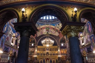 Sibiu, Romanya, 02 Aralık 2017: Beutiful iç freskler ve boyama Sibiu Ortodoks Katedrali ile