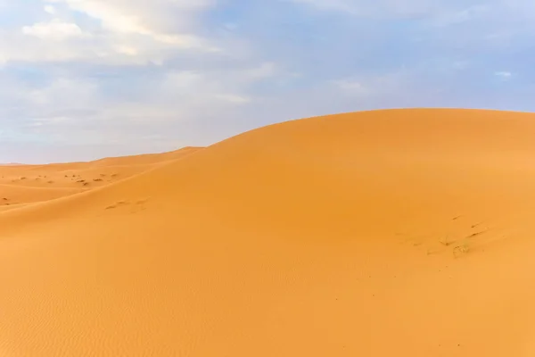 Bellissimo Paesaggio Delle Dune Del Deserto Del Sahara Crepuscolo Merzouga — Foto Stock