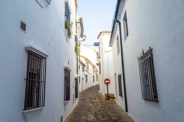 Calle Blanca de Grazalema, España — Foto de Stock