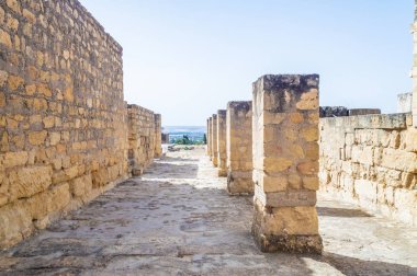 Medine Azahara, Endülüs, İspanya bir müstahkem Mağribi Ortaçağ Sarayı şehir kalıntıları