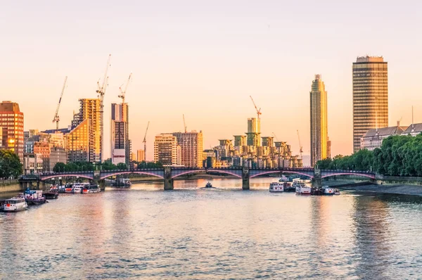 Londra Birleşik Krallık Eylül 2018 Thames Gün Batımında Görünümü — Stok fotoğraf