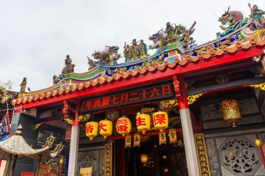 MALACCA, MALAYSIA, 29 Eylül 2019: Malacca tarihi merkezinde güzel ve renkli cadde