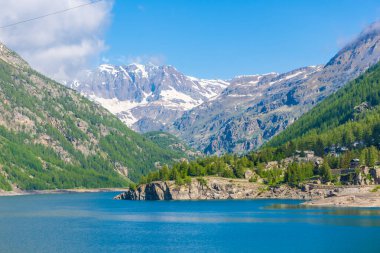 Ceresole Gölü, Gran Paradiso Ulusal Parkı, Piedmont, İtalya