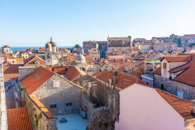 Hırvatistan 'ın başkenti gün batımında Dubrovnik' in güzel hava manzarası