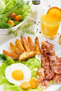 Kaya gibi gri bir doku. Taş.