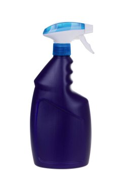 Beyaz izole sıvı temizlik ile plastik sprey şişesi. Kırpma yolu ile.