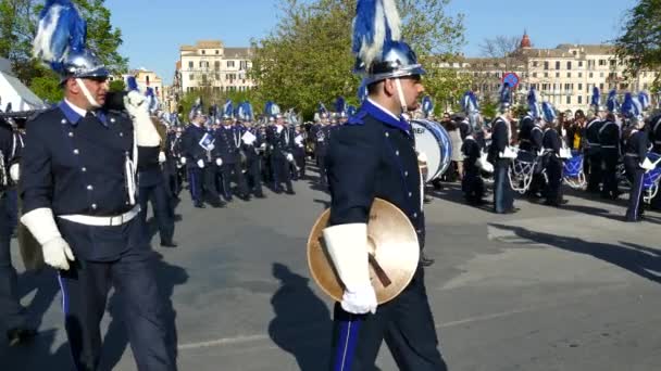 Corfu Griekenland April 2018 Philharmonic Muzikanten Spelen Corfu Pasen Vakantie — Stockvideo