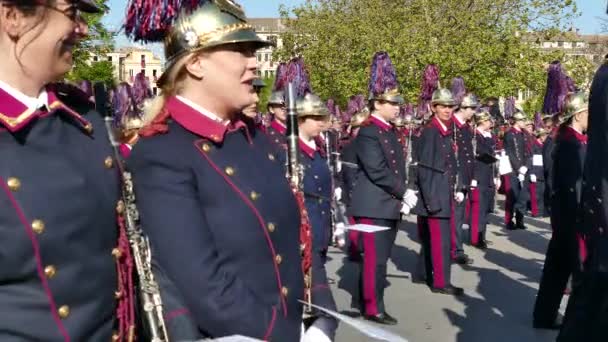 Corfu Grecia Abril 2018 Músicos Filarmónicos Tocando Las Celebraciones Pascua — Vídeos de Stock