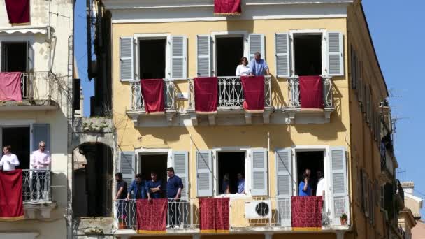 Corfu Yunanistan Nisan 2018 Corfians Kil Tencere Windows Balkon Kutsal — Stok video