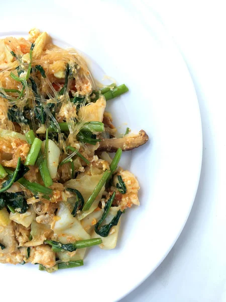 Vermicelli Fritos Sukiyaki Seco Con Verduras Mixtas Salsa Sukiyaki Sin —  Fotos de Stock