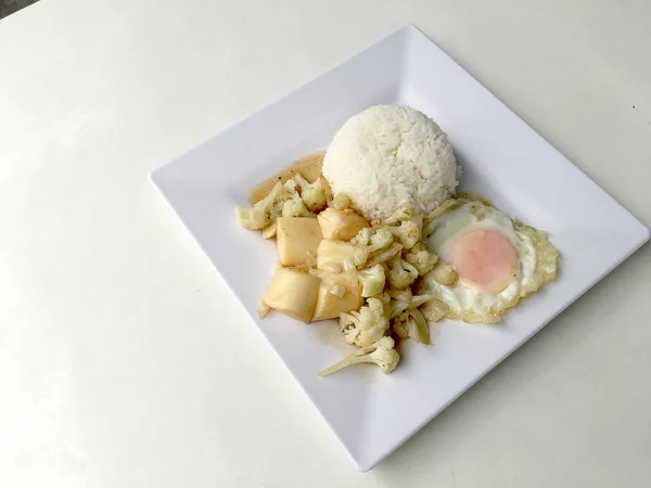 Gebratener Tofu Nach Chinesischer Art Frittierter Tofu Mit Sauce Gebratener — Stockfoto