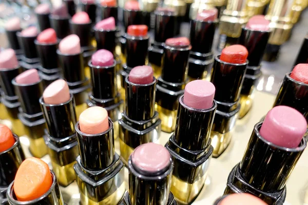 Rossetto Colorato Negozio Nei Centri Commerciali Rossetto Tinte Tavolozza Trucco — Foto Stock