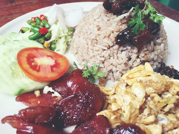 Arroz Cocido Mixto Con Salsa Pasta Camarones Tailandés Llamado Kao — Foto de Stock