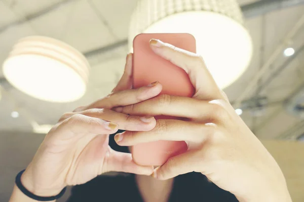 Close Women Hands Pink Nails Holding Cell Telephone Hipster Girl — Stock Photo, Image