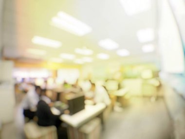 Eðitim konsepti, ortaokul bilgisayar odasýnda bilgisayar kullanan öðrenci teknoloji ve atölyesinin bulanýk görüntüsü, çalýþma üniversitesi, ağ iletimi ve eðitimi