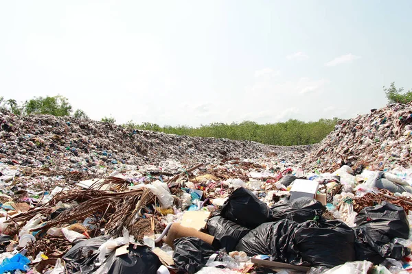 Mountain Garbage Large Degraded Garbage Pile Pile Stink Toxic Residue — Stock Photo, Image