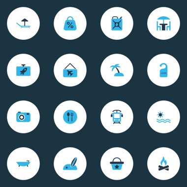 Gezi simgeler resim uçak, benzin, kafe ve diğer yakın etiket öğeleri kümesi renkte. İzole vektör çizim gezi simgeler.