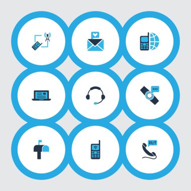 Telekomünikasyon simgeler aşk mektubu, kulaklık, akıllı izle bildirim ve diğer kalp ileti öğeleri kümesi renkte. İzole illüstrasyon telekomünikasyon simgeler.