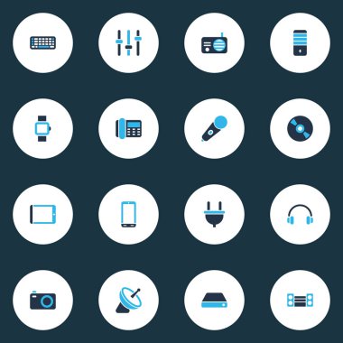 Gadget'ı simgeler kümesi tablet, Pc, telefon ve diğer avuçiçi öğeleri ile renkli. İzole vektör çizim aracı simgeler.