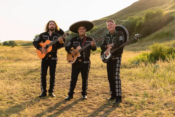 Mexikanska musiker mariachi — Stockfoto