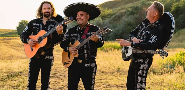 Mariachi mexikói zenészek — Stock Fotó