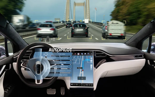 Self driving car on a road. — Stock Photo, Image