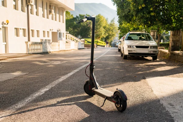 Scooter Eléctrico Una Calle —  Fotos de Stock