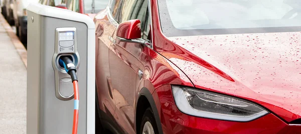 Oplaadstation voor elektrische auto. — Stockfoto