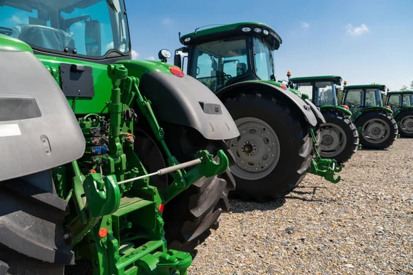 Nouveaux Tracteurs Agricoles Stock — Photo