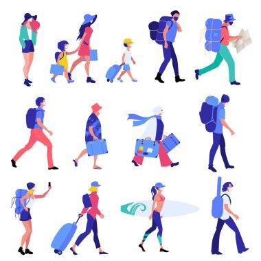 Yüz maskesi takan bir grup turist bavullar, sırt çantaları ve sörf tahtaları taşıyor.