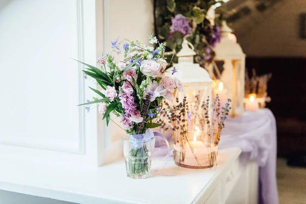 Ensemble de table pour mariage ou autre événement traiteur — Photo