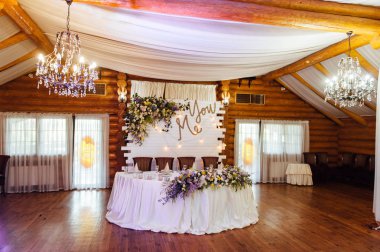 Beyazlı, gümüş elementli lüks düğün başkanlığı..