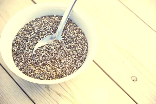 Amarant tohumlar ahşap kase Gıda Sağlık için