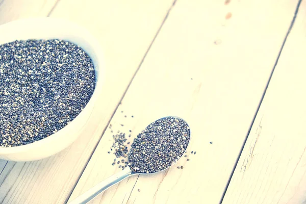 Amarant tohumlar ahşap kase Gıda Sağlık için