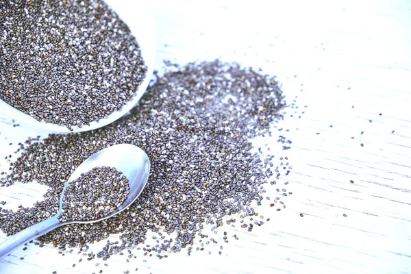 Amarant tohumlar ahşap kase Gıda Sağlık için