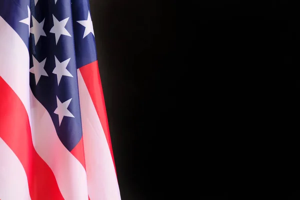 Zbliżenie Amerykańską Flagę Czarnym Tle — Zdjęcie stockowe