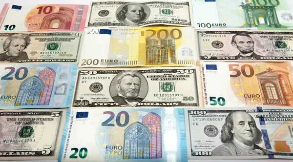 Arka plan çeşitli mezheplerin - euro ve dolar — Stok fotoğraf