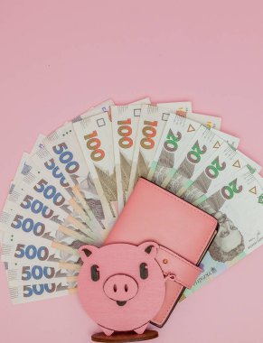 m-cüzdanda para Ukraynalı hryvnia faturaları anlattıklarında. Ukrayna, ekonomi kriz dolar döviz kuru hryvnia düşmesine.