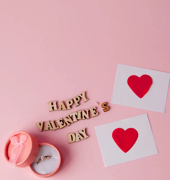 Obrączkę Wiele Serca Napisem Happy Valentine Day Różowym Tle Koncepcja — Zdjęcie stockowe