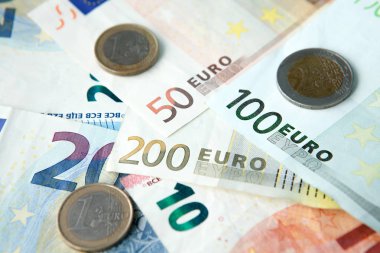 Euro banknot ve madeni paraların arka plan. Mali ve para kavramı.