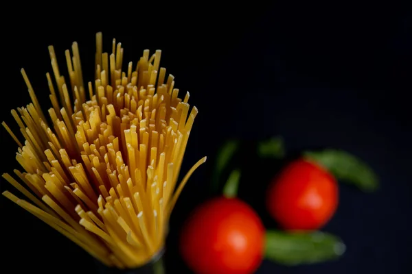 Spaghetti Paste Tomato Other Products Cooking Dark Background Top View — Stock Photo, Image