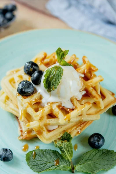 Fresh Baked Homemade Classic Belgian Waffles Topped Icecream Fresh Blueberries — Stock Photo, Image