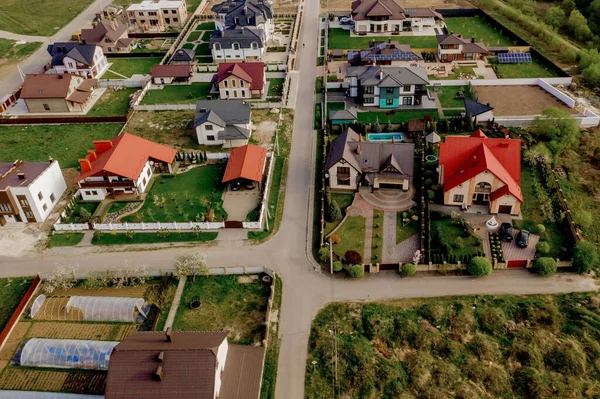 Aerial Top View House Paved Yard Green Grass Lawn Concrete — Stock Photo, Image