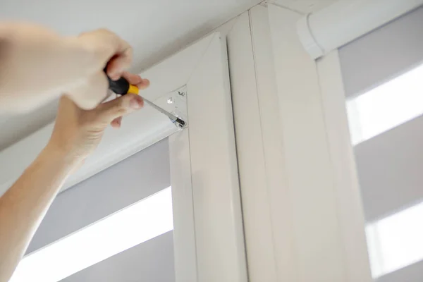 Man Installing Cassette Roller Blinds Windows — Stock Photo, Image