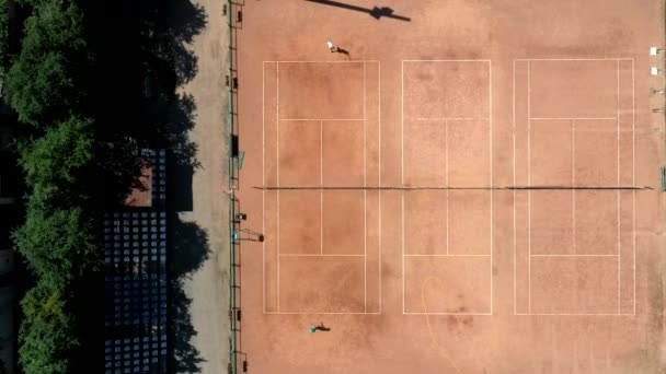 Aerial View Players Playing Tennis Orange Court — Stock Video